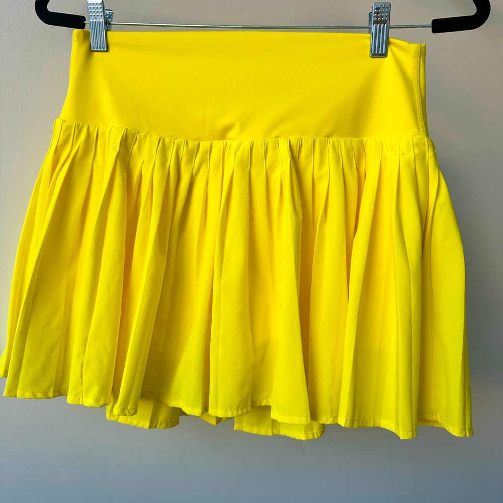 💛 Yellow Tennis / Pickleball Pleated Skort- Target All In Motion- Sz M